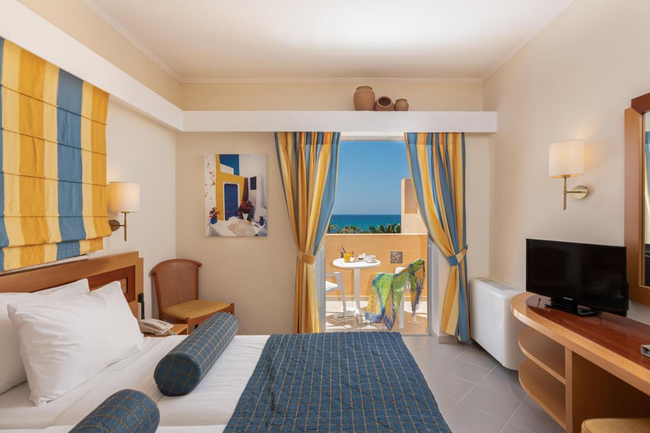 Anissa Beach Hotel ヘルソニソス エクステリア 写真