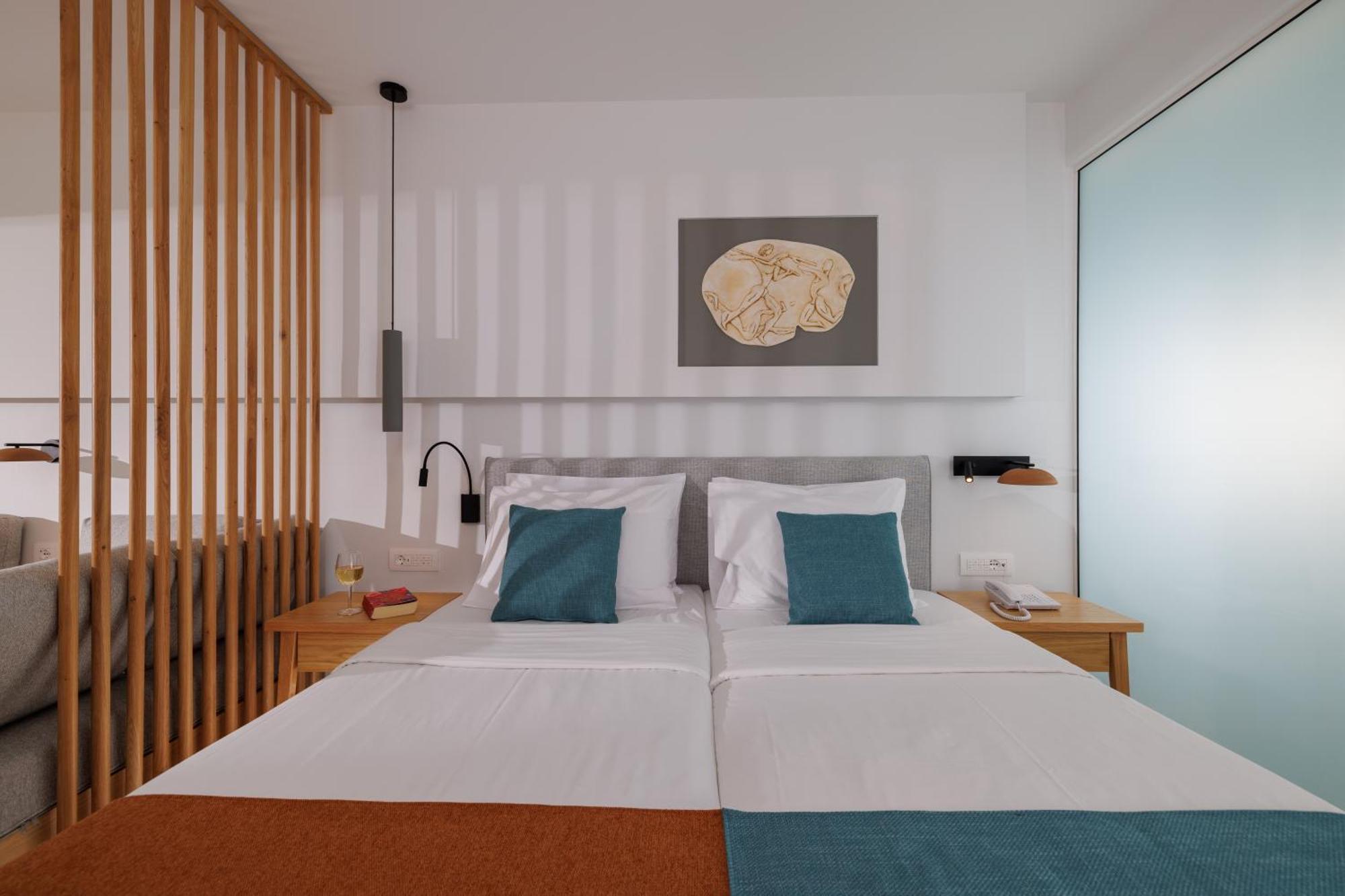 Anissa Beach Hotel ヘルソニソス エクステリア 写真