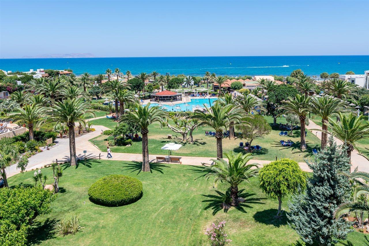 Anissa Beach Hotel ヘルソニソス エクステリア 写真