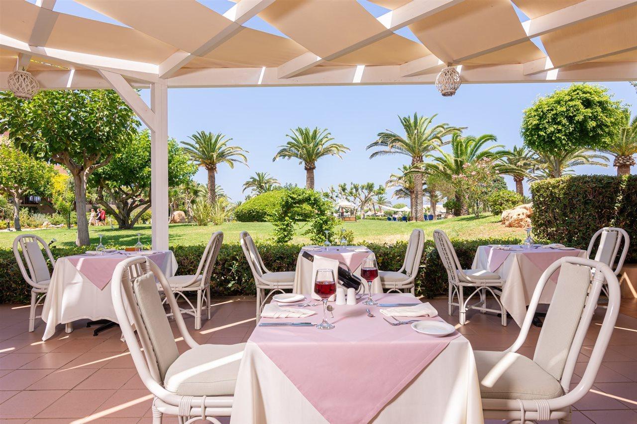Anissa Beach Hotel ヘルソニソス エクステリア 写真